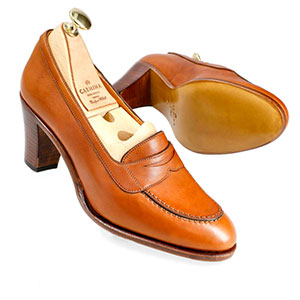 Heeled loafers