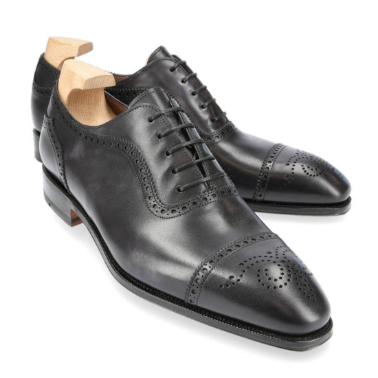 The artisans shoes since 1866. Carmina Unlined lace-up captoe Oxford in  black.Equipped with a full leather sole using our latest Flex Goo