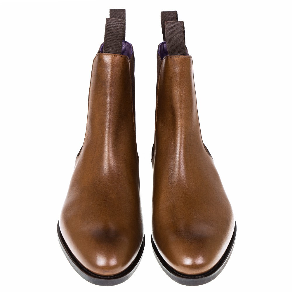 CHELSEA BOOTS IN BROWN