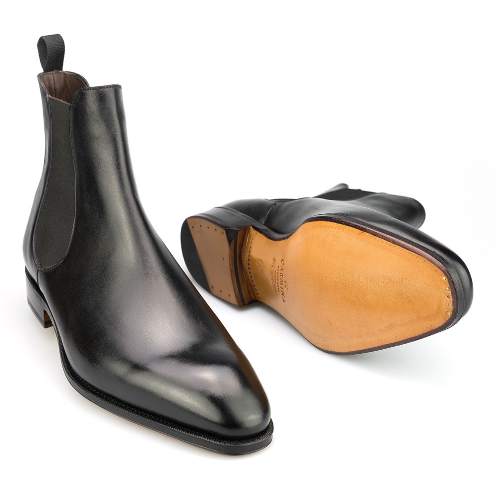 narrow chelsea boots